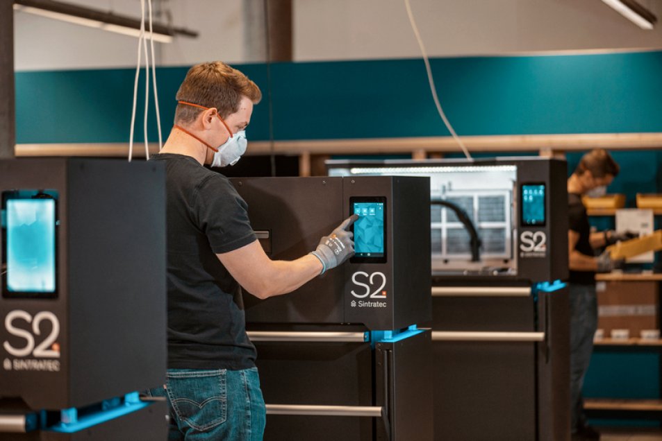 3D tiskárny Sintratec S2 ve výrobě